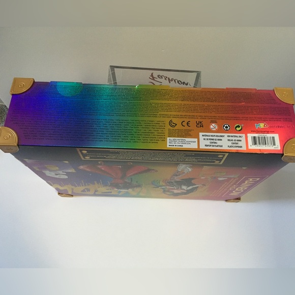 Rainbow High Jett Dawson collectors doll - Picture 8 of 8